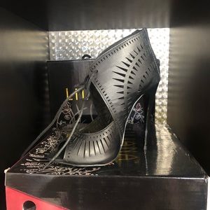 Liliana Shoes Black Stilettos High Heels Peep Toe